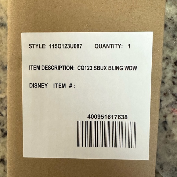 COPY - Disney Starbucks 2022 Christmas Ombré Red/Green Tumbler - Picture 4 of 4